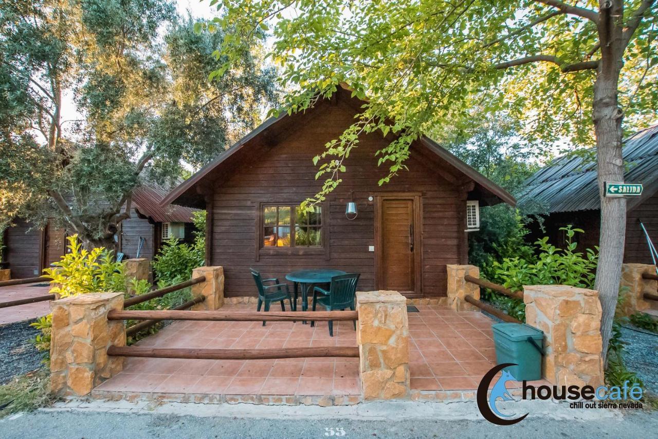 Fuente Del Lobo Glamping & Bungalows - Adults Only Pinos Genil Extérieur photo